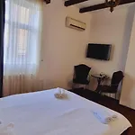 Aparthotel Topaz Boutique 3*
