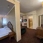 Topaz Boutique Aparthotel