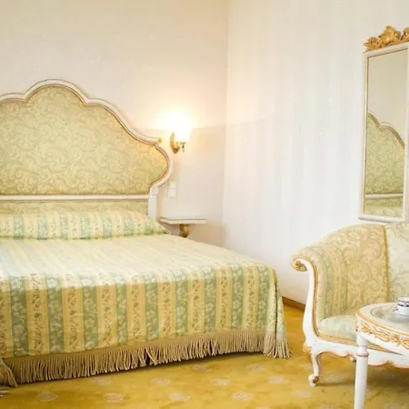 Topaz Boutique 3* Клуж-Напока
