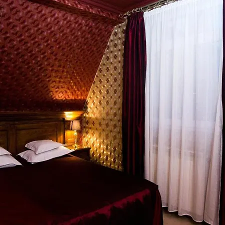 Lejlighedshotel Topaz Boutique 3*