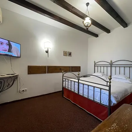 Topaz Boutique 3*