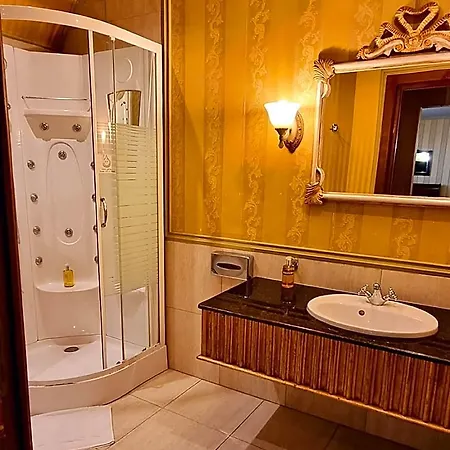 Апарт-отель Topaz Boutique
