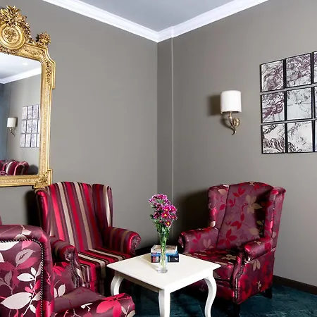 Ξενοδοχείο με διαμερίσματα Topaz Boutique