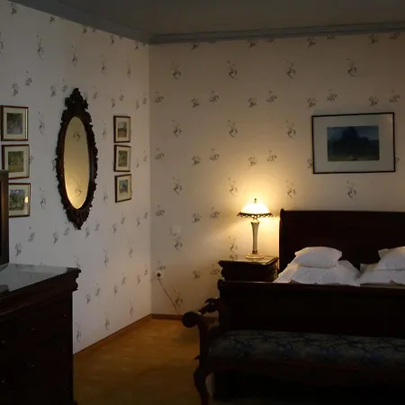 Topaz Boutique Aparthotel 3*